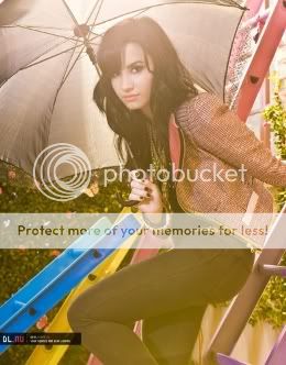 Demi Lovato Pictures, Images and Photos